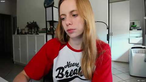 personage @ myfreecams on 20231003