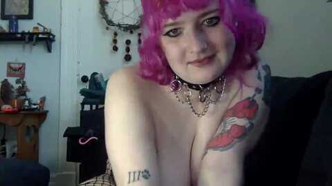 saturnmarz @ myfreecams on 20231003