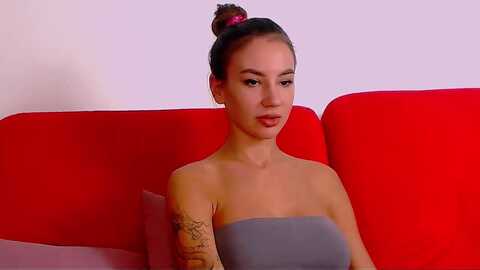 selenalo @ myfreecams on 20231003