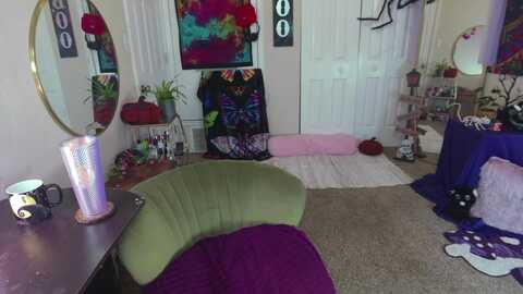 allisonch4ins @ myfreecams on 20231004