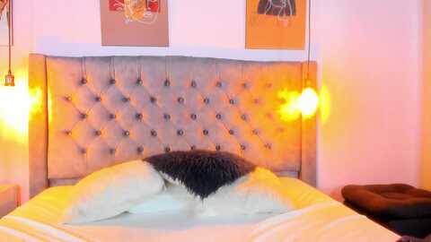 emma_park @ myfreecams on 20231004