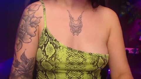 freyahill @ myfreecams on 20231004