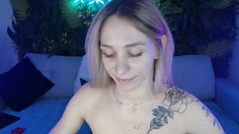 horny_blond @ myfreecams on 20231004