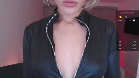 keylamiller @ myfreecams on 20231004