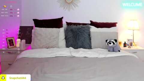 liliraider @ myfreecams on 20231004