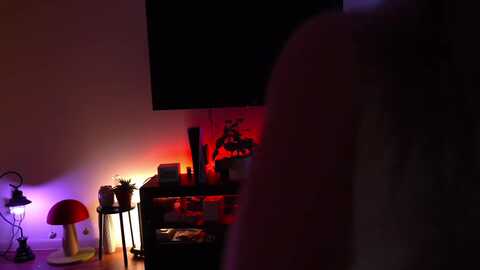 reige @ myfreecams on 20231004