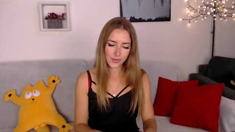 simonswife @ myfreecams on 20231004