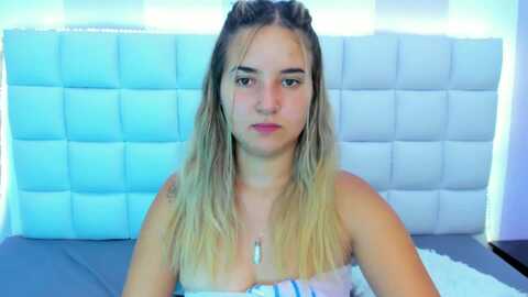 teresasroom @ myfreecams on 20231004