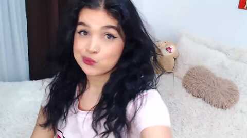 victoriaosman @ myfreecams on 20231004