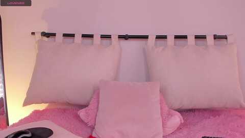 violet_03_ @ myfreecams on 20231004