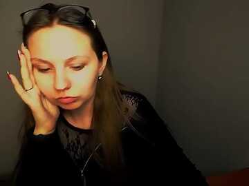 annahotty_ @ myfreecams on 20231005