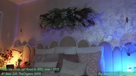 anniekarrera1 @ myfreecams on 20231005