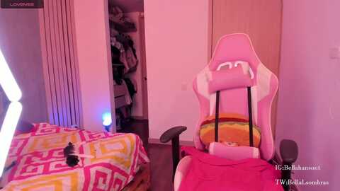 bellahanson @ myfreecams on 20231005