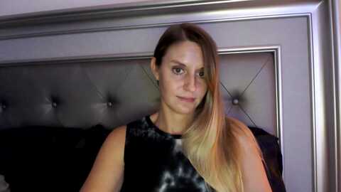 ca_ndi @ myfreecams on 20231005