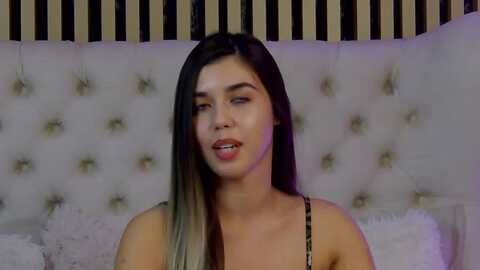 clairejenner @ myfreecams on 20231005