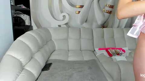 haleysweet18 @ myfreecams on 20231005