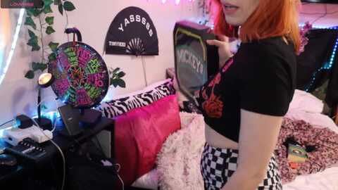 larissalarson @ myfreecams on 20231005