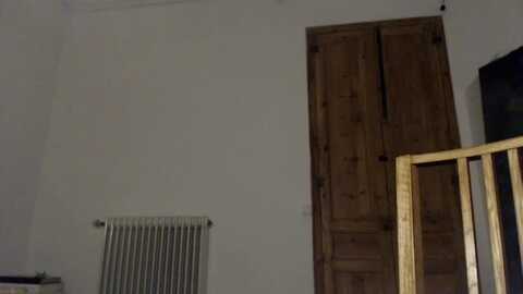 lolaspie @ myfreecams on 20231005