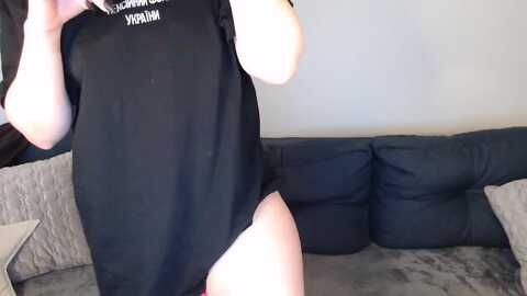 mini_diva @ myfreecams on 20231005