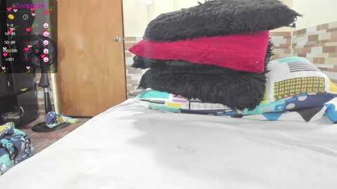 naughty_milf @ myfreecams on 20231005