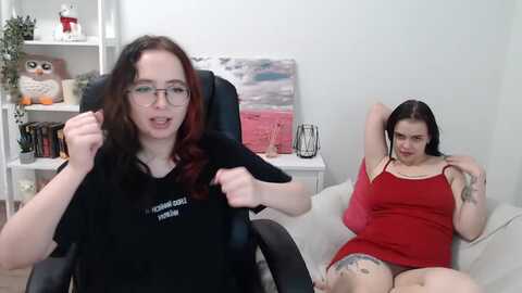nicolyrio @ myfreecams on 20231005