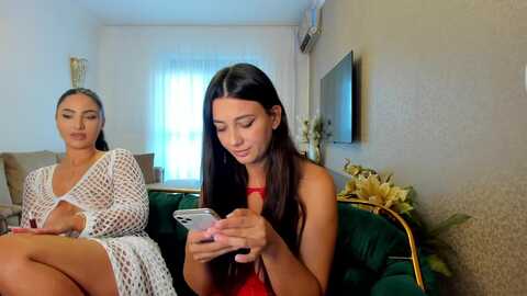 ohamby @ myfreecams on 20231005