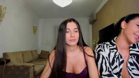 anne_marieee @ myfreecams on 20231006