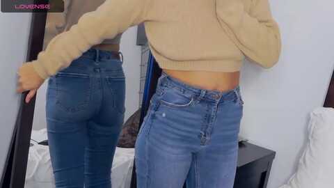 cyndyellis @ myfreecams on 20231006