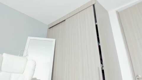 emmily_ @ myfreecams on 20231006