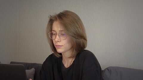 keepspark @ myfreecams on 20231006