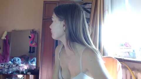 memmar @ myfreecams on 20231006