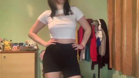 milkymuse @ myfreecams on 20231006