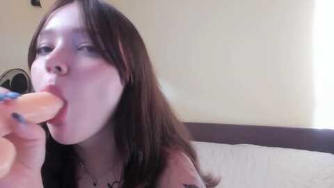 milly_saint @ myfreecams on 20231006