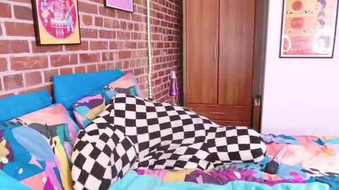 pixie_snow @ myfreecams on 20231006