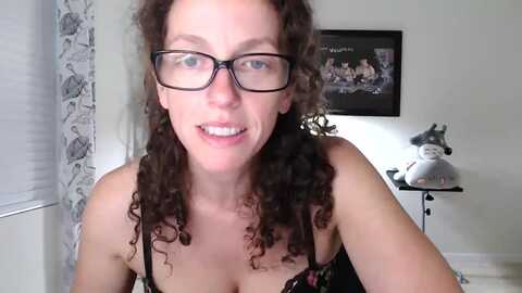 sarah_stark @ myfreecams on 20231006