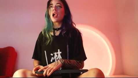 silverhase2 @ myfreecams on 20231006