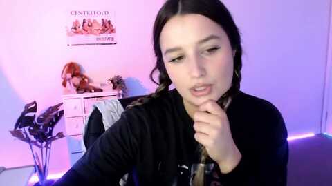 stonksroom @ myfreecams on 20231006