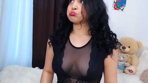 victoriaosman @ myfreecams on 20231006