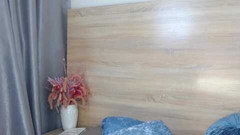 zofia_zozo @ myfreecams on 20231006