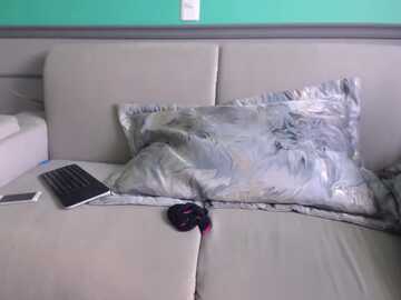 mhariangell @ myfreecams on 20231007