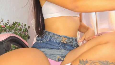 miagomez1 @ myfreecams on 20231007