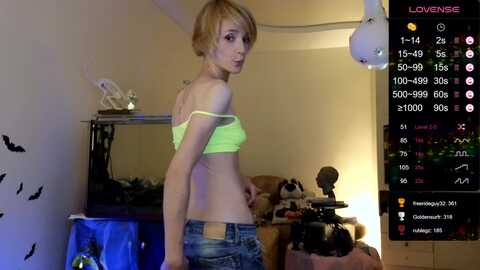 alisija_ @ myfreecams on 20231008