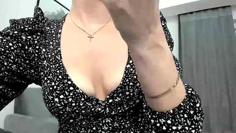 amber_fry @ myfreecams on 20231008