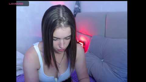 anyagrey9 @ myfreecams on 20231008