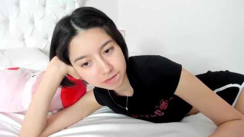 cherrycute666 @ myfreecams on 20231008