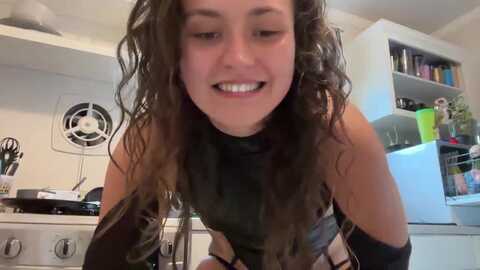 katiekatxx @ myfreecams on 20231008