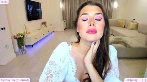 kri_luna @ myfreecams on 20231008