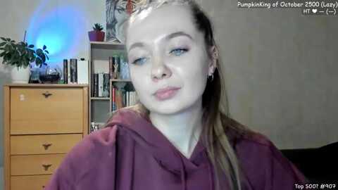 lizaghost @ myfreecams on 20231008