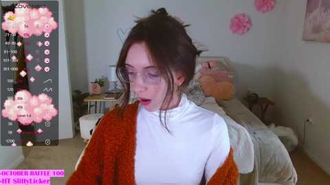 mangomae @ myfreecams on 20231008