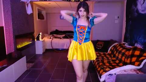 serafina @ myfreecams on 20231008